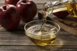 リンゴ酢が健康被害をもたらす可能性？　効果的な摂取方法を研究家が紹介