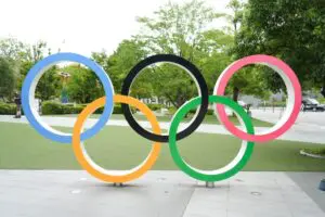 五輪選手村で話題のコンドーム　元選手が過去の状況を説明「1部屋に2段ベッドが…」