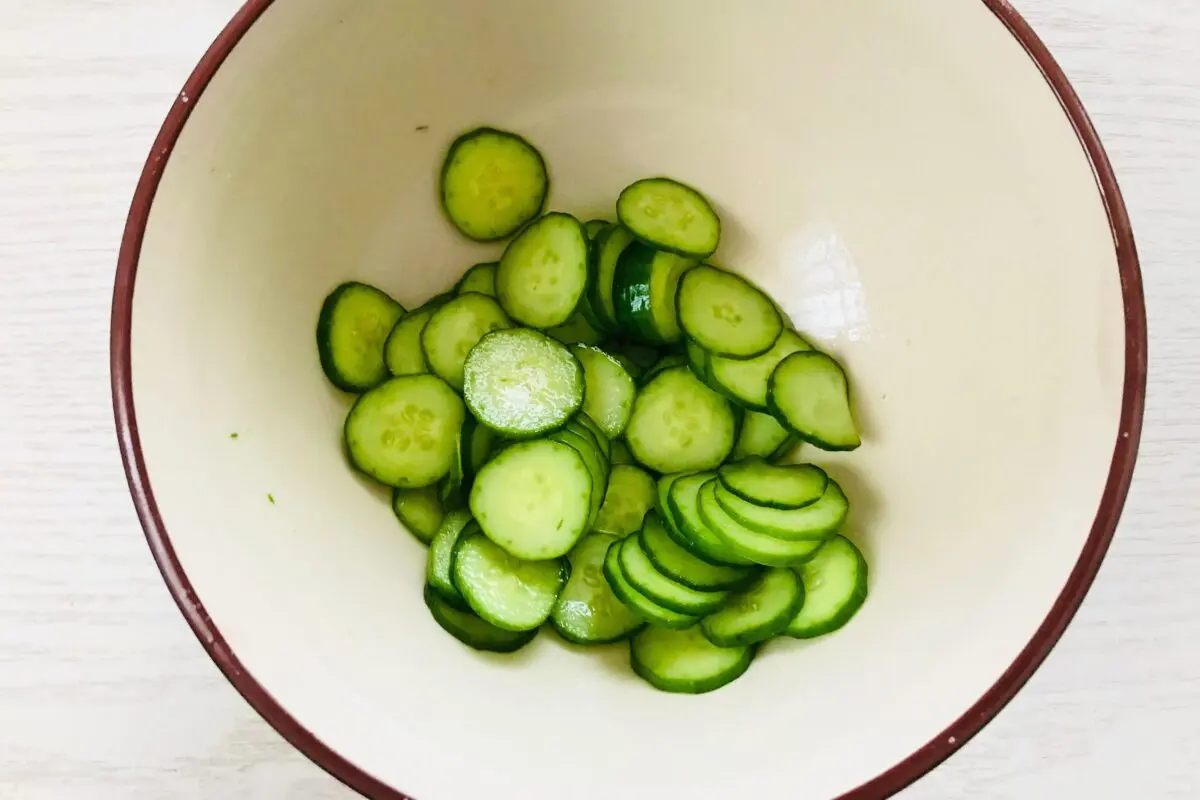 sirabee20240730saladchicken2