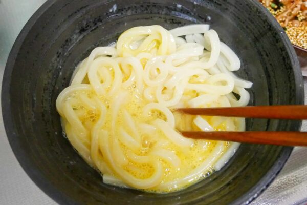 ロバート馬場・ピリ辛油つけうどん