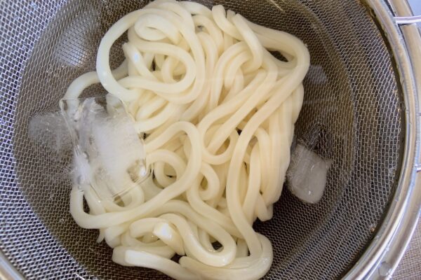 リュウジ　冷やしガーリックたらこうどん