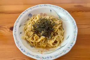 リュウジ氏の「卵かけラーメン」がヤバい美味しさ　レンチンでこの味に仕上がるのは驚き…