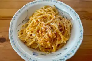 ハマごはんの「Wチーズトマたまパスタ」はフライパン1つで作れて激うま　濃厚な味がクセになる