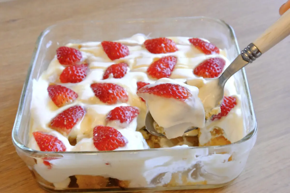 Sirabee20241122christmas-cake3