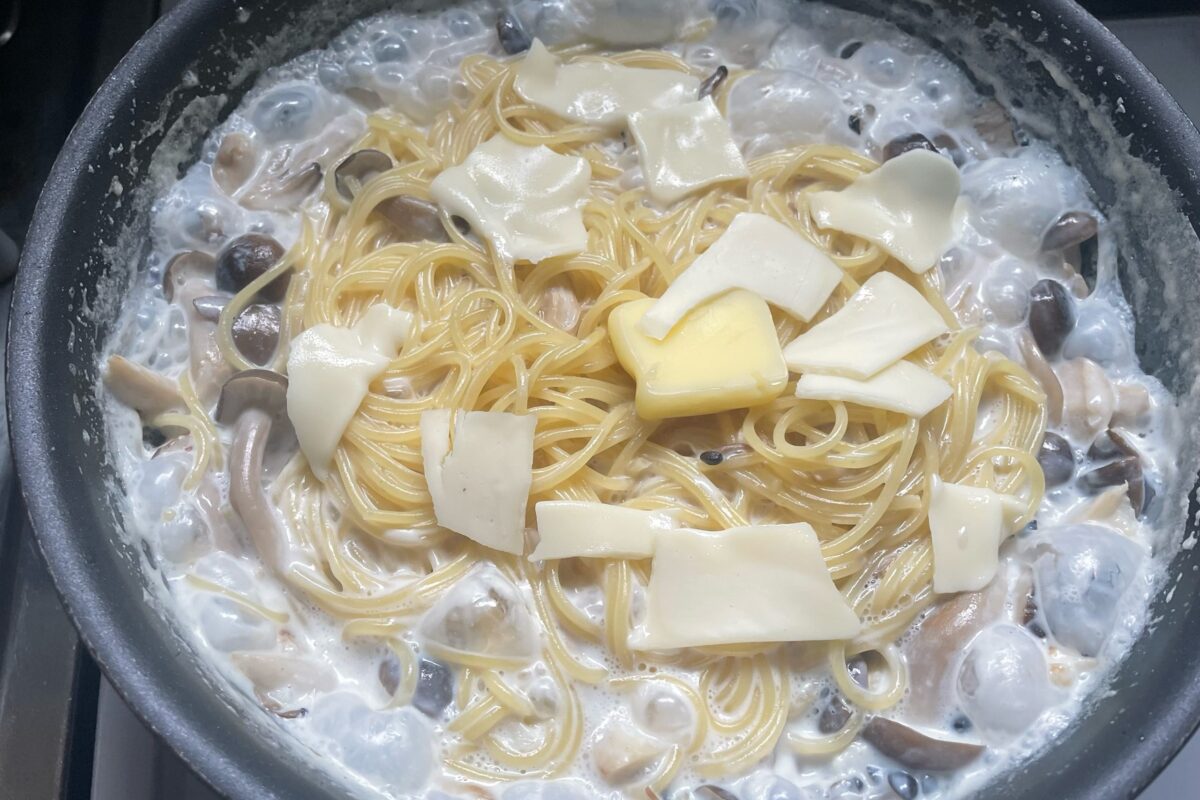 きのこクリームパスタ