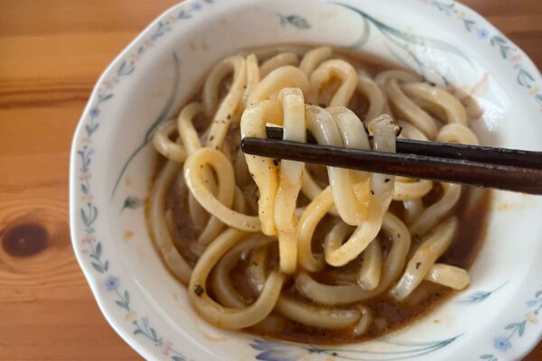 スタミナ混ぜうどん