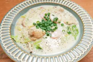 笠原将弘さんの牛乳で作れる「白菜の和風クリーム煮」 やさしい味で体が温まる