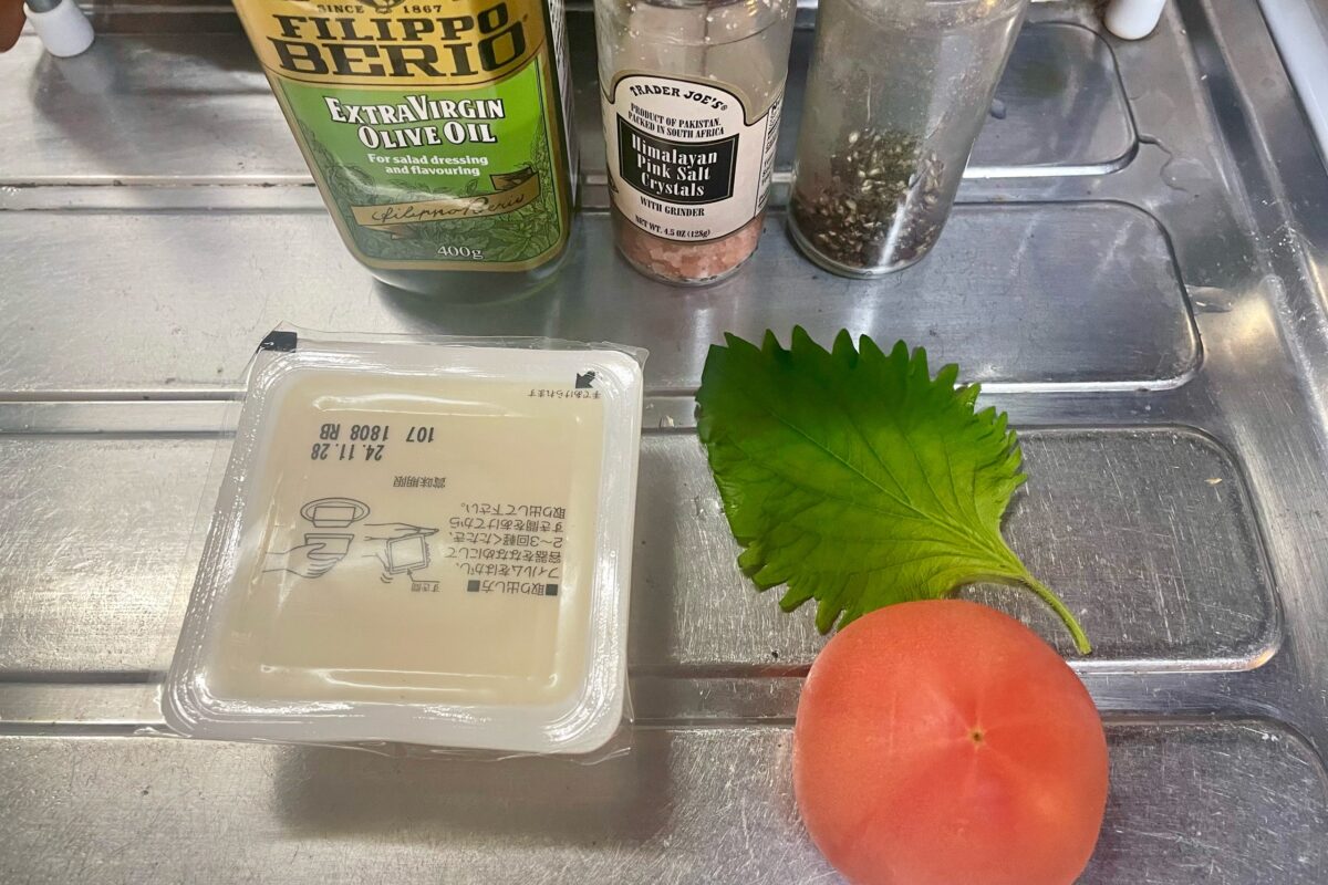 トマトとお豆腐のサラダ