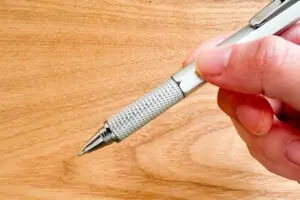 ダイソー、110円のボールペンに“まさかの機能” ギャル曽根も「めっちゃ良くない?」