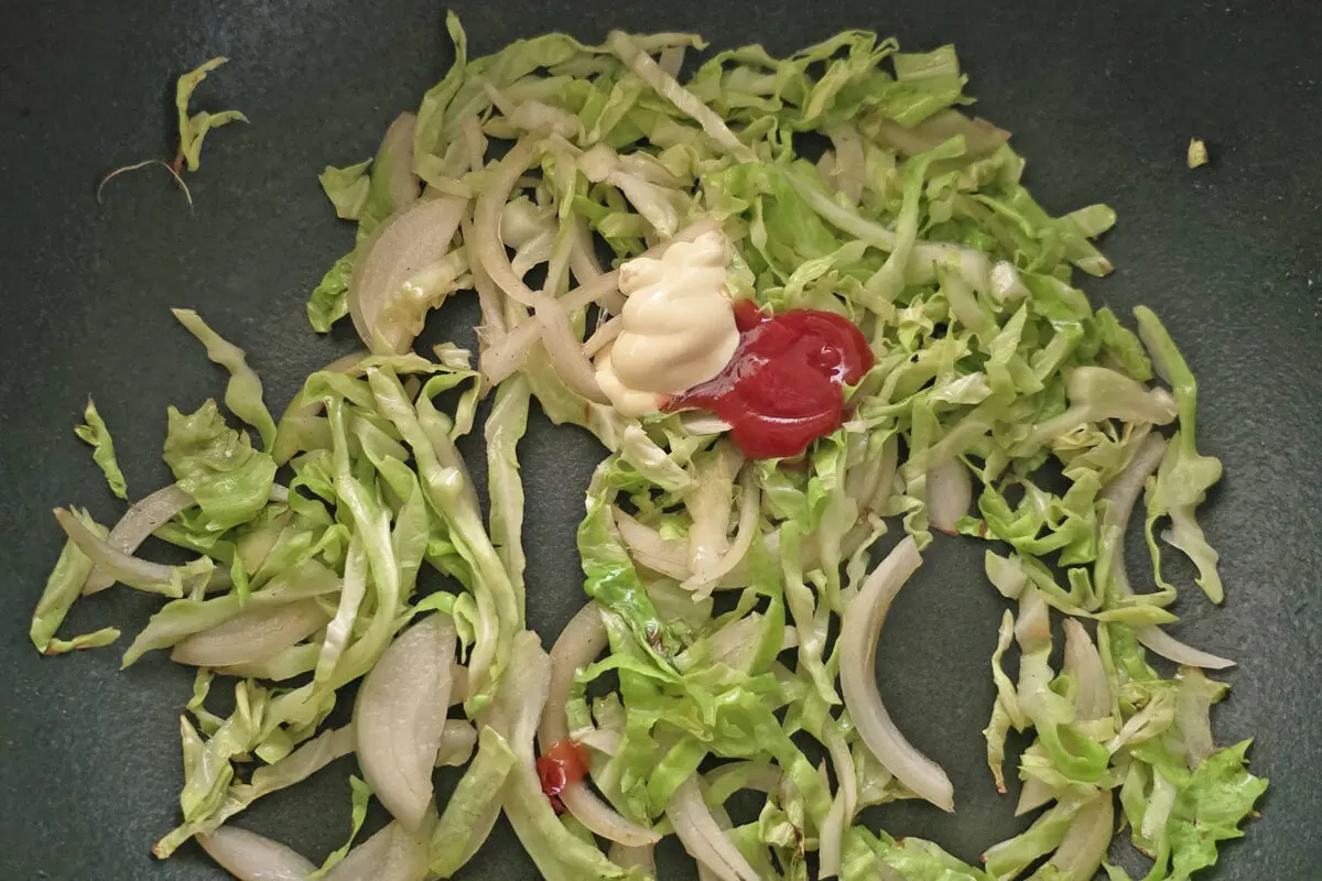 sirabee20241220hotsand5