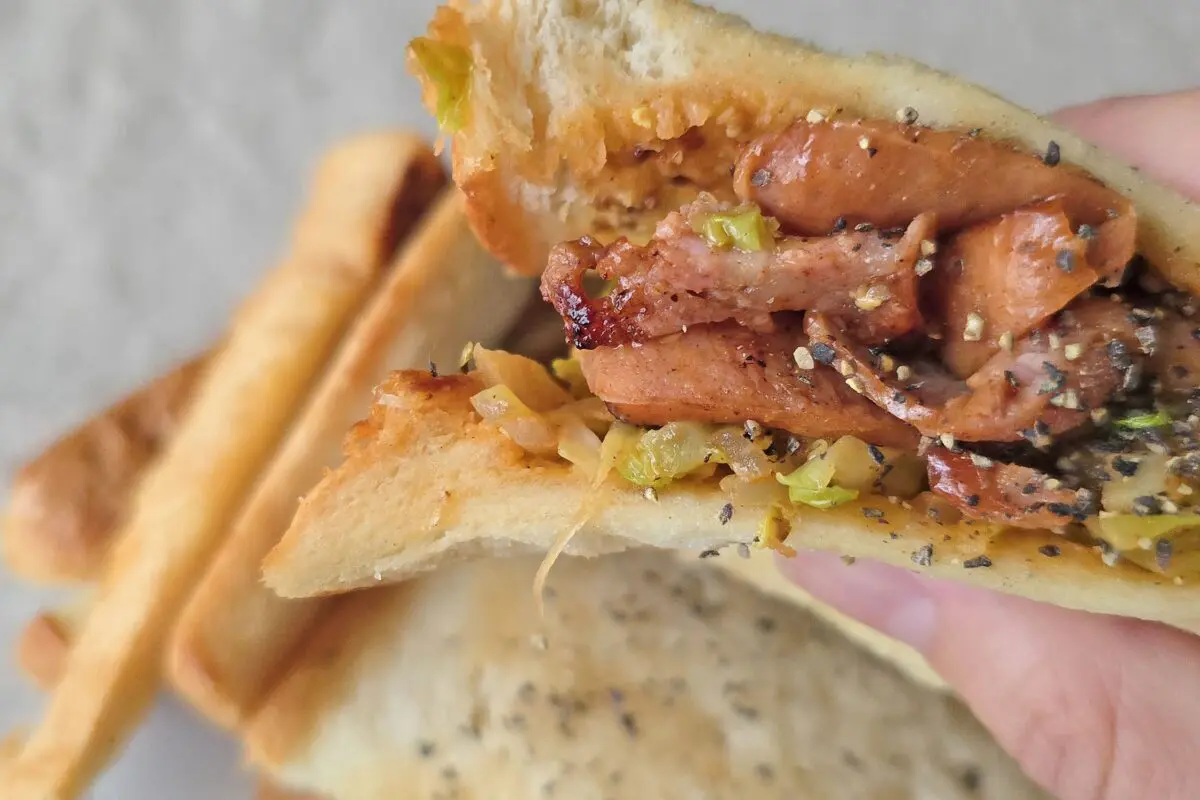 sirabee20241220hotsand8