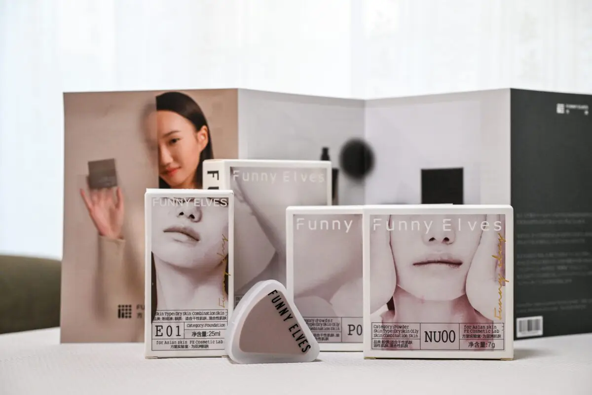 sirabee20241223oFUNNY ELVES-HOURI1