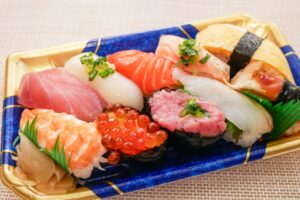 余った寿司で「タモリ流チャーハン」を作ったら最高　ガチでハマる…