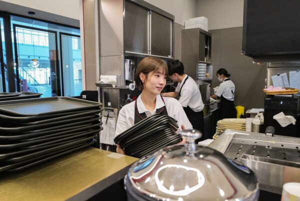 カフェ・ベローチェ有明店