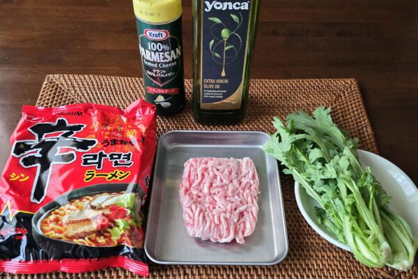 辛ラーメン簡単大人アレンジ・材料