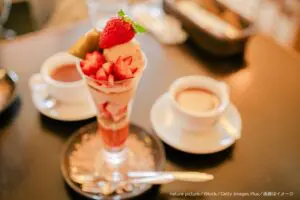 お腹いっぱいでも、別腹…　約6割が「食後」に食べたくなるものって？