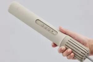 イモトアヤコが「No.1かも」と語る“世界最小級の布団乾燥機”　もう干さなくていい…