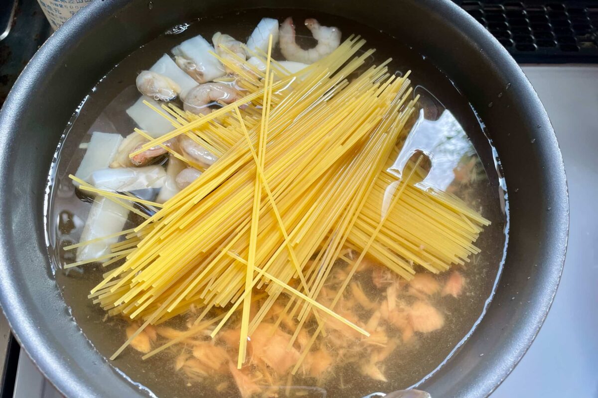 海鮮バター和風パスタ