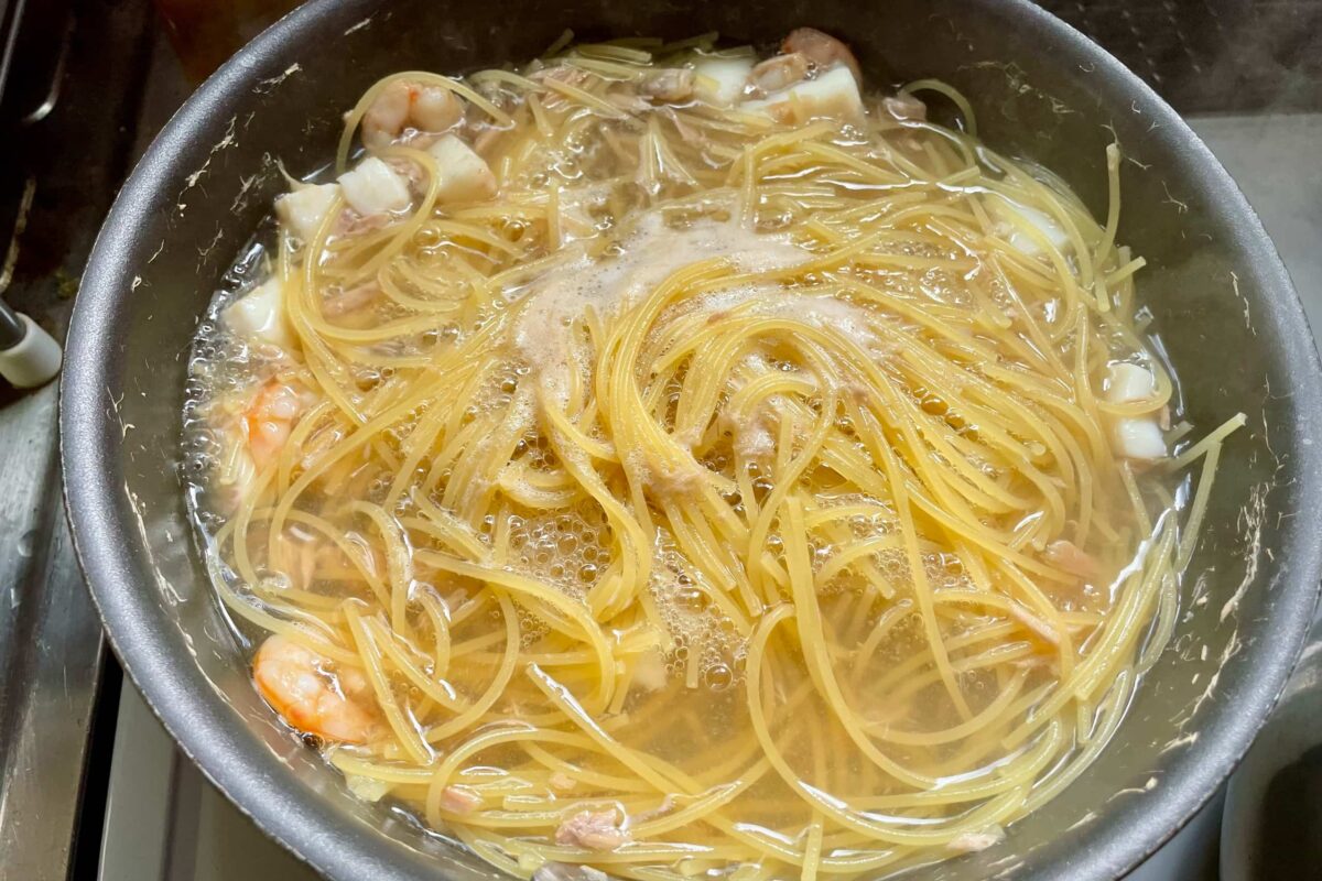 海鮮バター和風パスタ