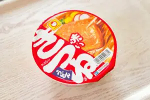 赤いきつねCM騒動、「看過できない」と制作側が誹謗中傷ユーザーに警告