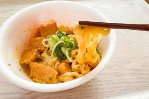 sirabee20250218akaikitsune6