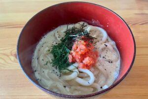 レンチンだけで作る「豆乳明太クリームうどん」が簡単激ウマ　濃厚なのにヘルシー