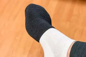 いつもの靴下にプラスするだけで足先の冷えを解消! 寒い季節は「つま先ウォーマー」が欠かせない