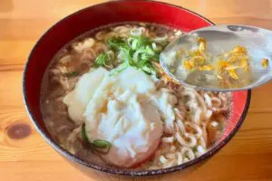 インスタント麺を食べるとき…　「太白胡麻油」を加えると“専門店レベル”の味に