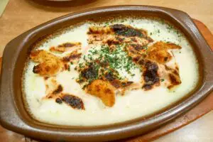 料理研究家が教える「ファミレスのグラタン」をおいしくする方法 “アレ”を足すだけ