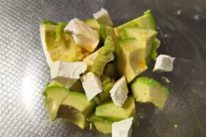 sirabee20250309avocado2