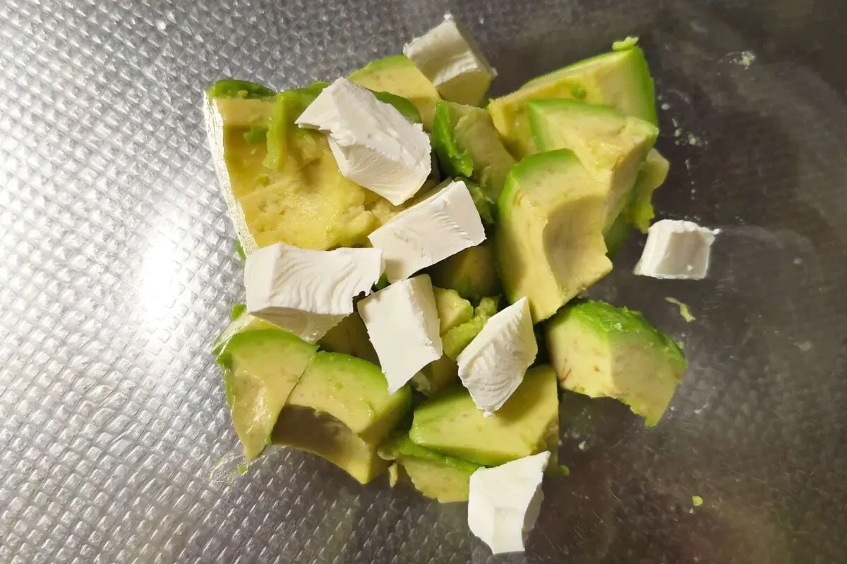 sirabee20250309avocado7