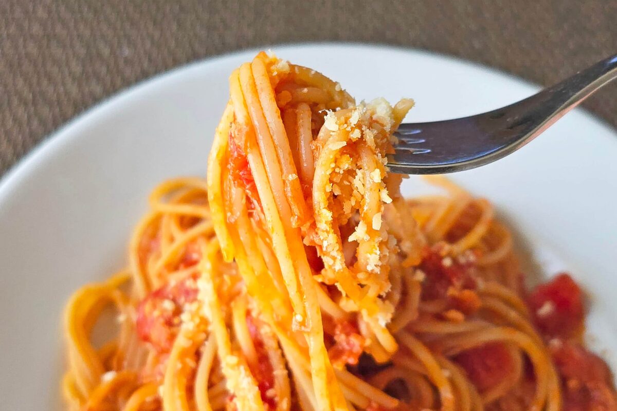 やる気1%でトマつなパスタ・実食