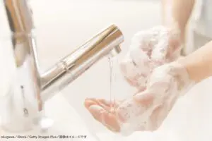 新型コロナ流行から意識した人も… 約8割が「帰宅後」すぐにする行動って?