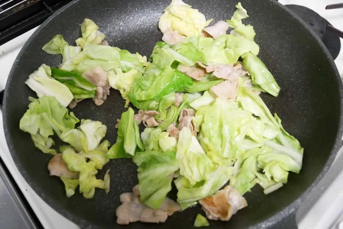 sirabee20250407yakisoba3