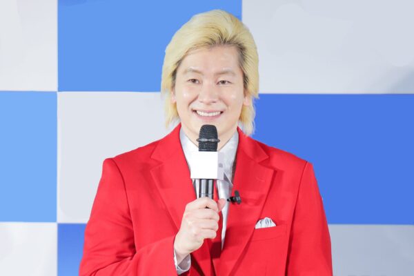 メイプル超合金・カズレーザー