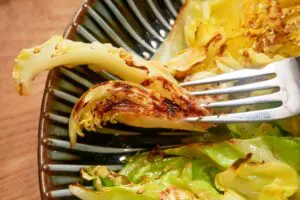 sirabee20250409cabbagesteak4