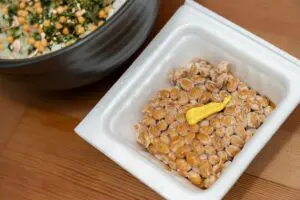 食欲ないとき、納豆を「あるもの」にかけると最高 リュウジさんの食べ方が話題に