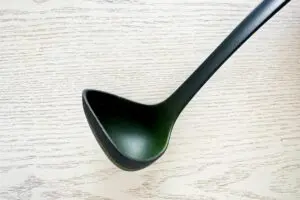 カレー鍋を洗うのが苦痛じゃなくなった理由はコレ お玉は“ハマグリ型”が最強だった