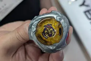 sirabee20250417beyblade007