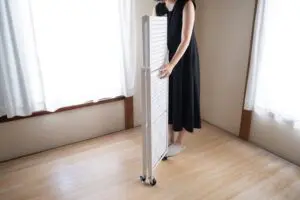 Amazonで見つけた「8cmになる棚」で狭いキッチンでも複数の料理を同時に作れるようになったよ