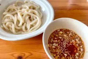 焼肉のタレで作る「濃厚つけだれ」　冷凍うどんがやみつきのウマさに
