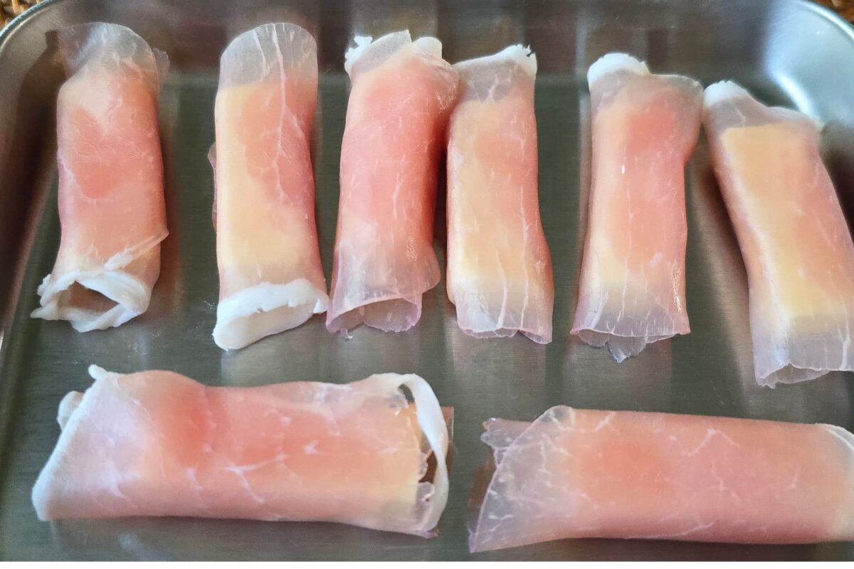 背徳のハニー生ハムチーズ漬け・生ハム