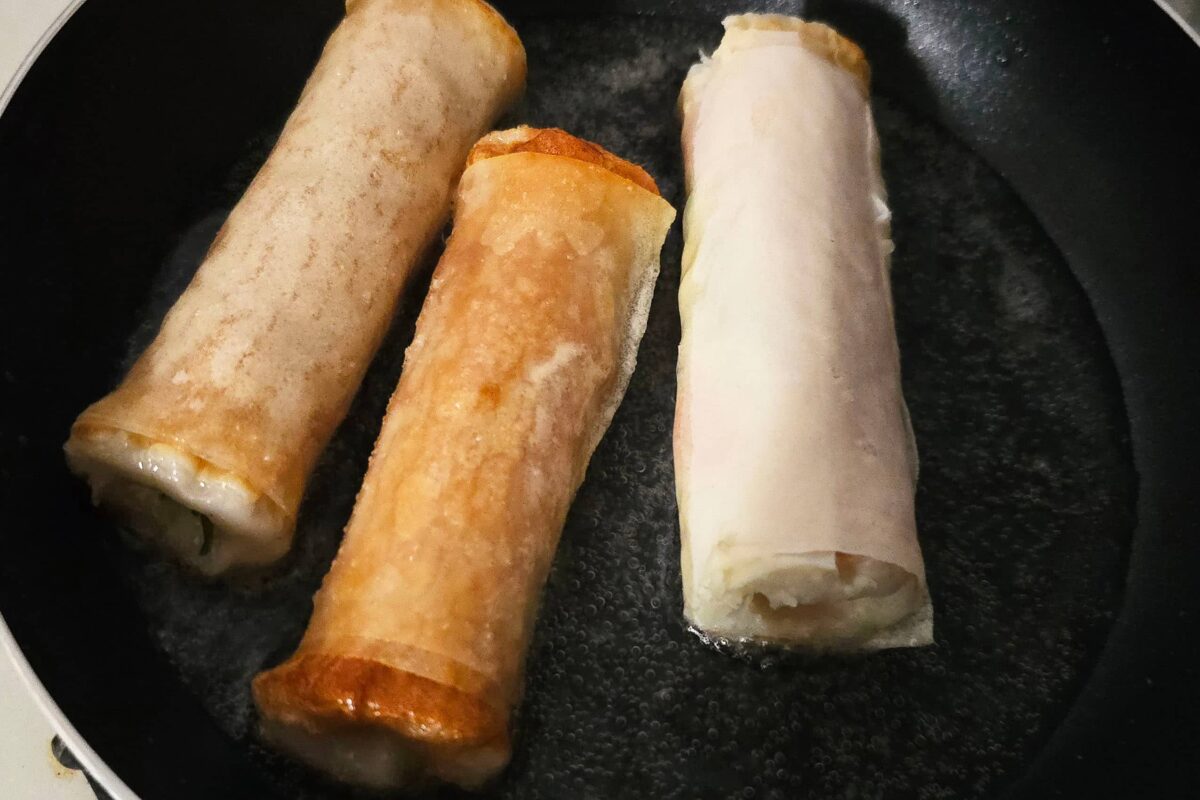 ザクザク竹輪ロール・揚げる