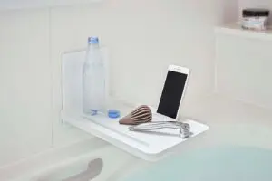 山崎実業の「お風呂が快適になるアイテム」5選。カビやヌメリを防止・省スペースって最高だ