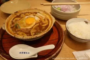 スタジオに“味噌煮込うどん”が運ばれると…　マツコの対応に称賛「マジで分かってる」