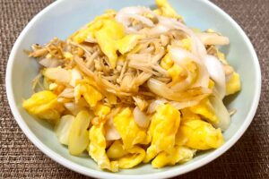 えのきが“メインおかず”に化けた！　卵と合わせた「えのたま」がコスパ最強