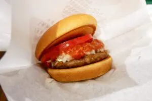 いとうあさこの「モスバーガーの食べ方」が最高 “あるもの”を一緒に注文する