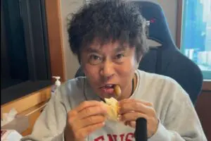 活動再開した浜田雅功の近影公開で反響　「ちょっとふっくら」「パーマがパワーアップ」