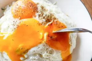 sirabee20250515medamayaki6