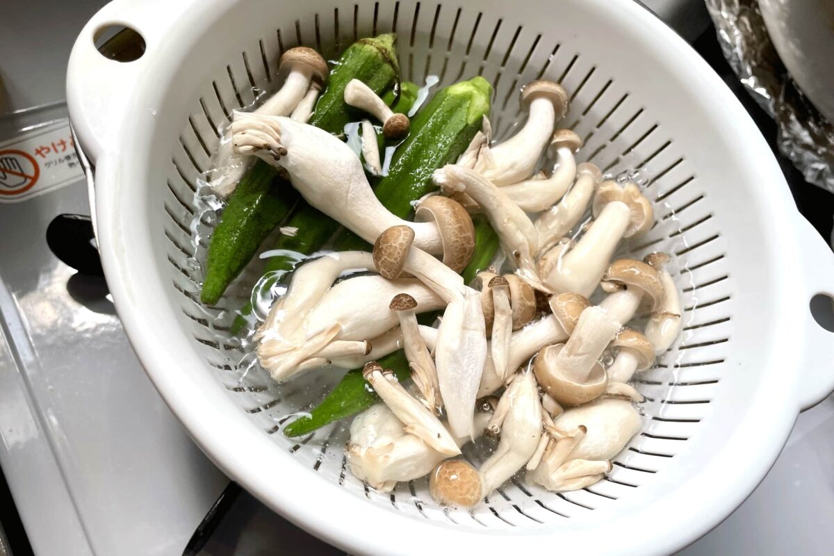 夏野菜のネバネバ冷製パスタ